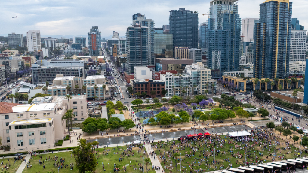 Bird's eye view of the event at Run Rock'n'Roll San Diego