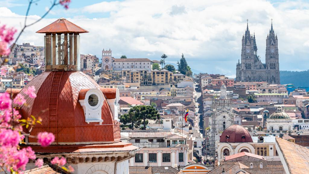 Rock ‘n’ Roll Quito features a 10k and 21.1k run in Ecuador's capital.