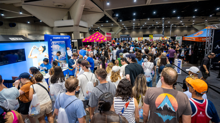 People at the expo at an Run Rock'n'Roll event